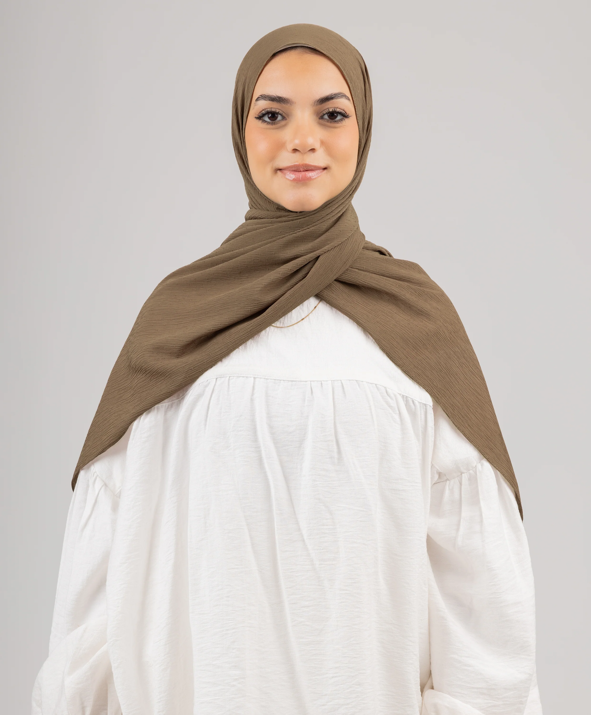 Dots Crinkle Chiffon Scarf - Image 12