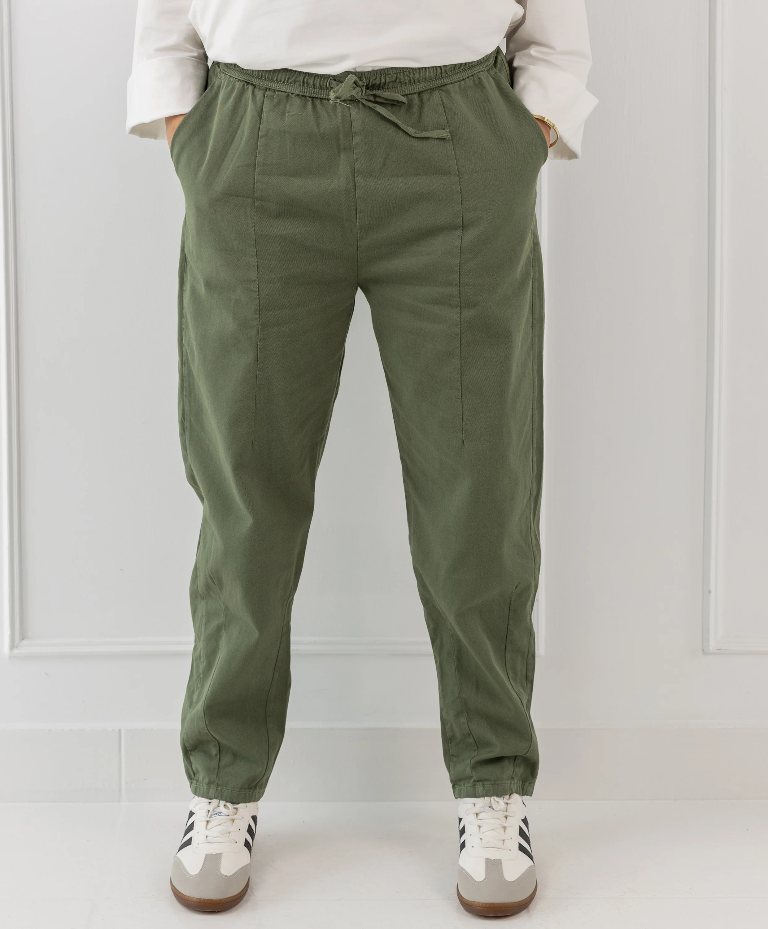 Effortless Chic Pants - Image 5