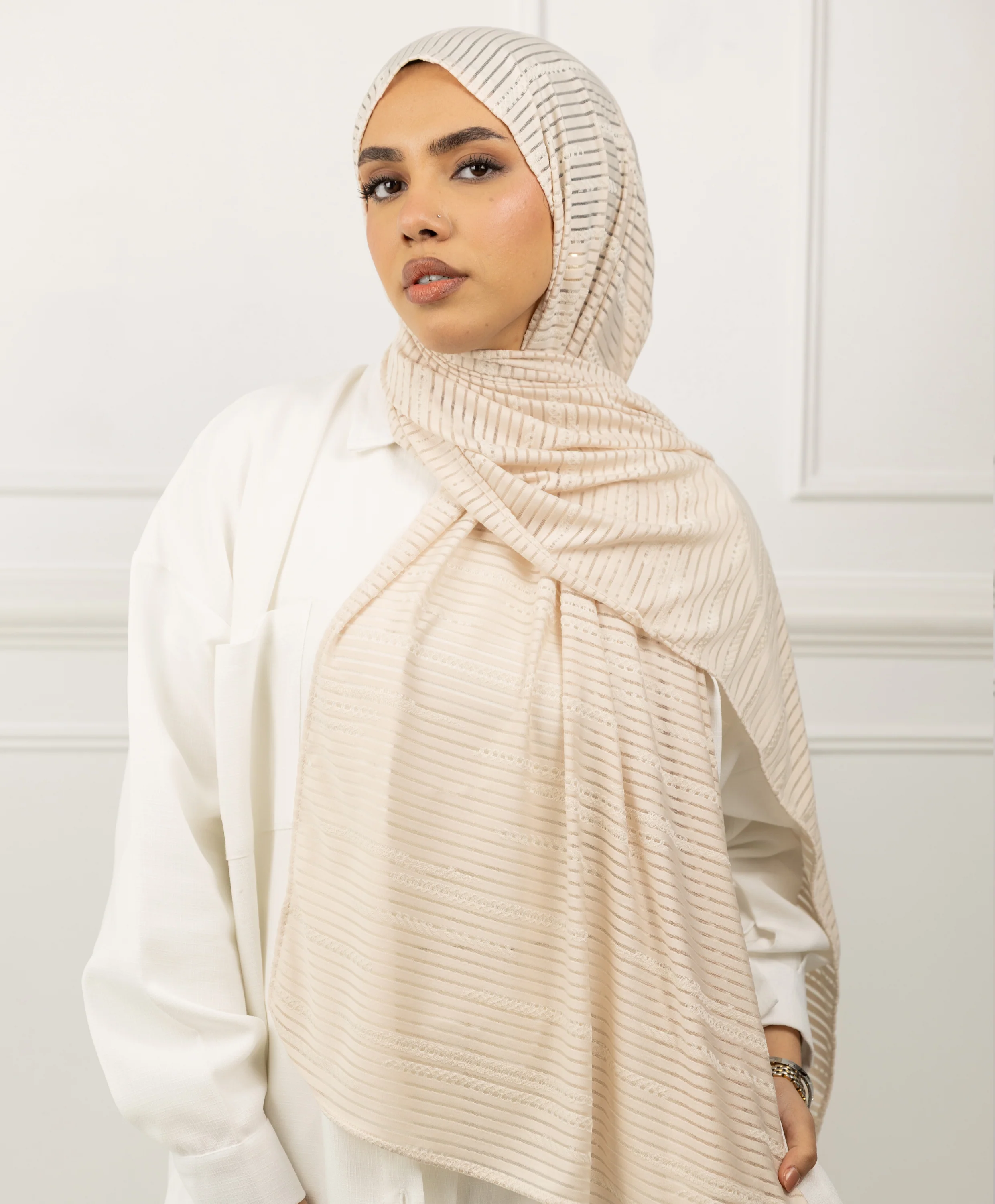 Embroidered Kuwaiti Lycra Scarf - Image 10