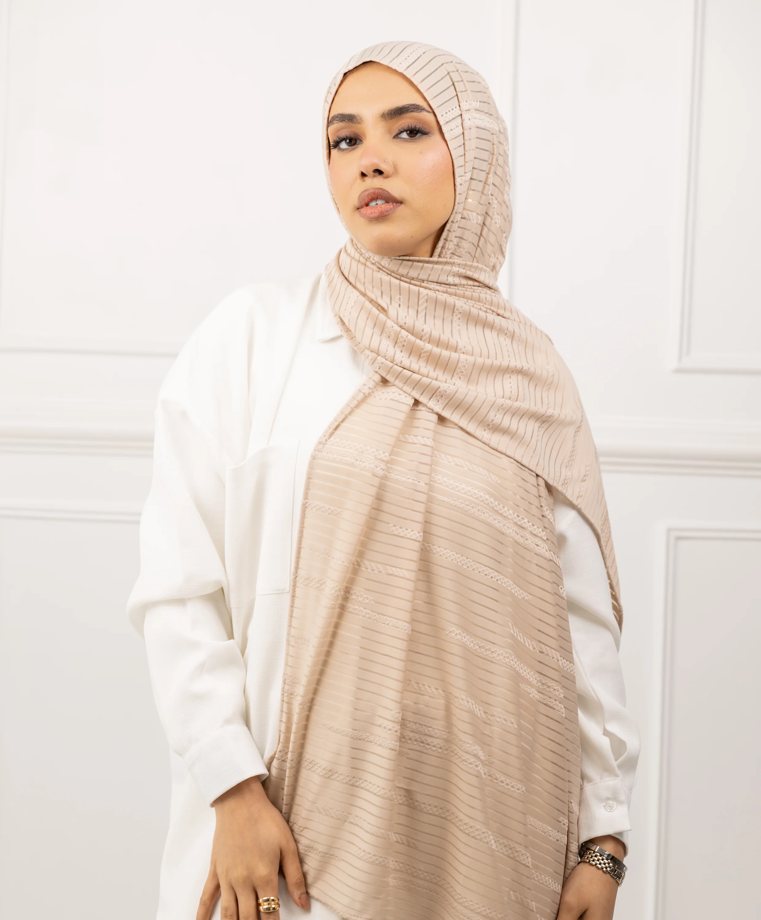 Embroidered Kuwaiti Lycra Scarf - Image 11