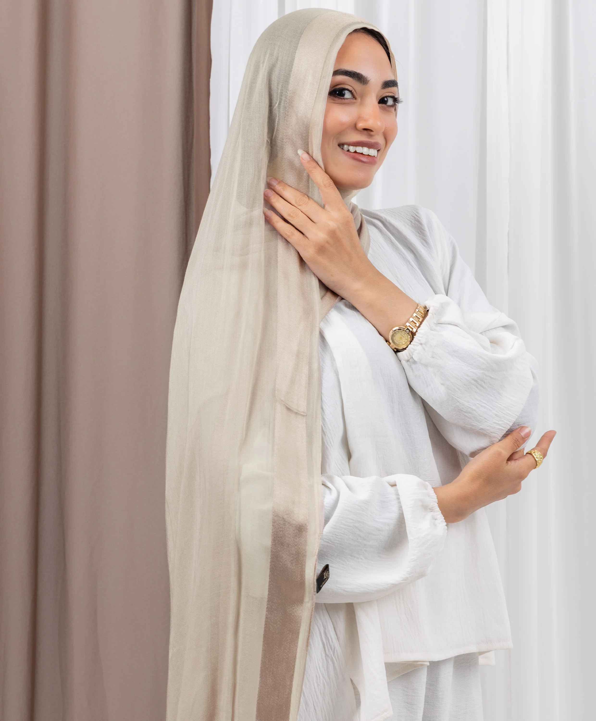 Everyday Linen Satin Scarf - Image 9