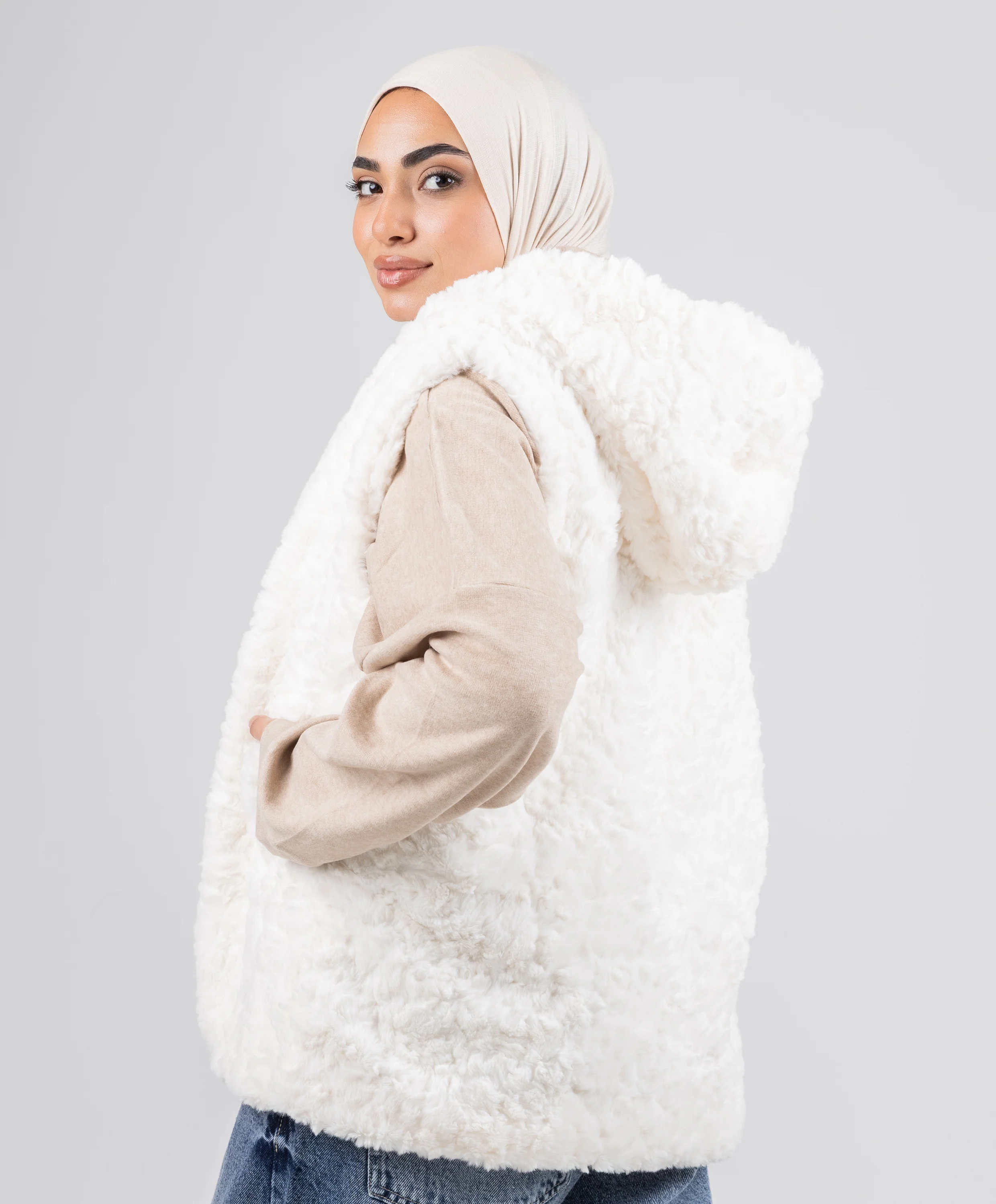 Fur Vest - Image 3