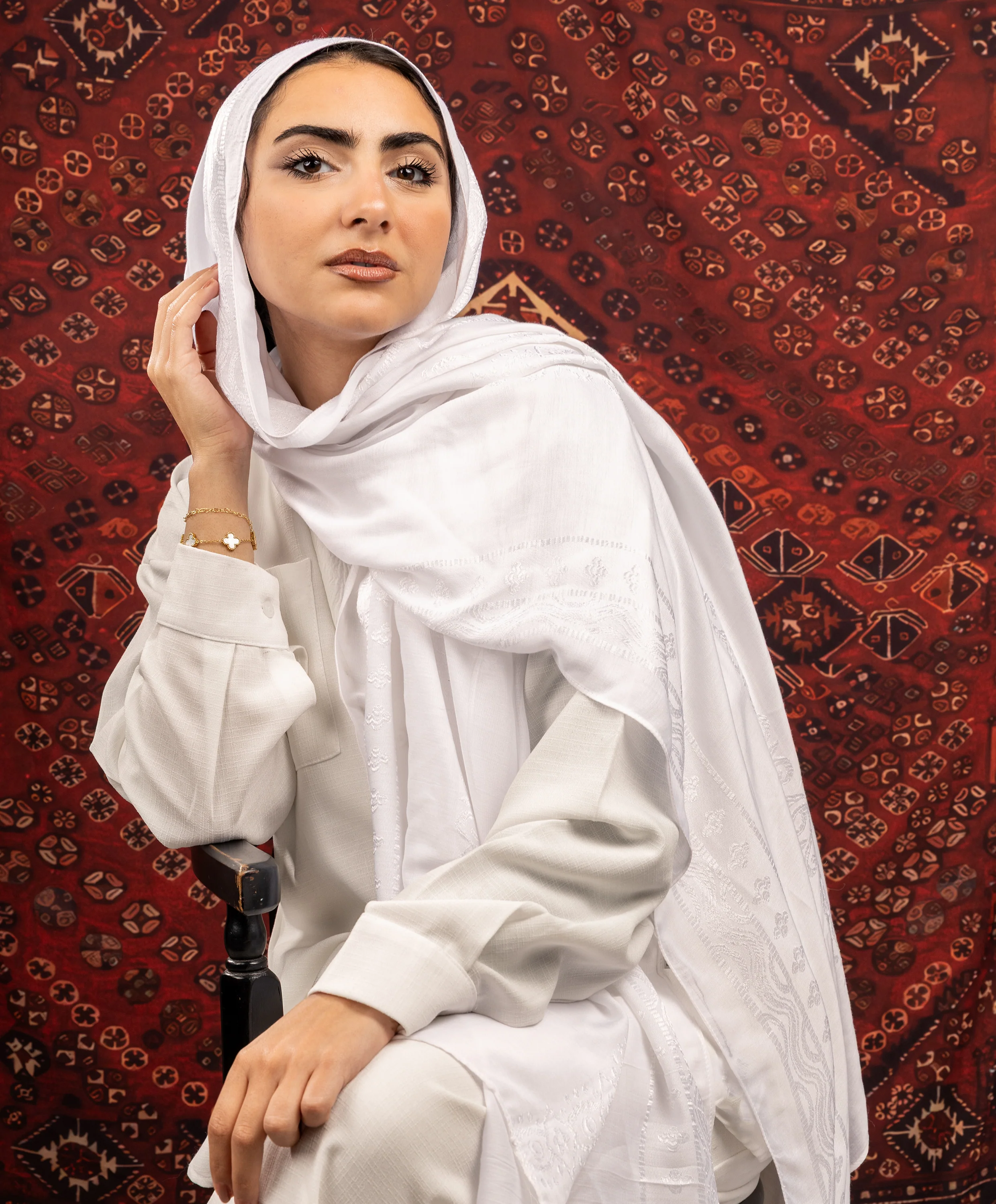 Lavish Linen Scarf - Image 3