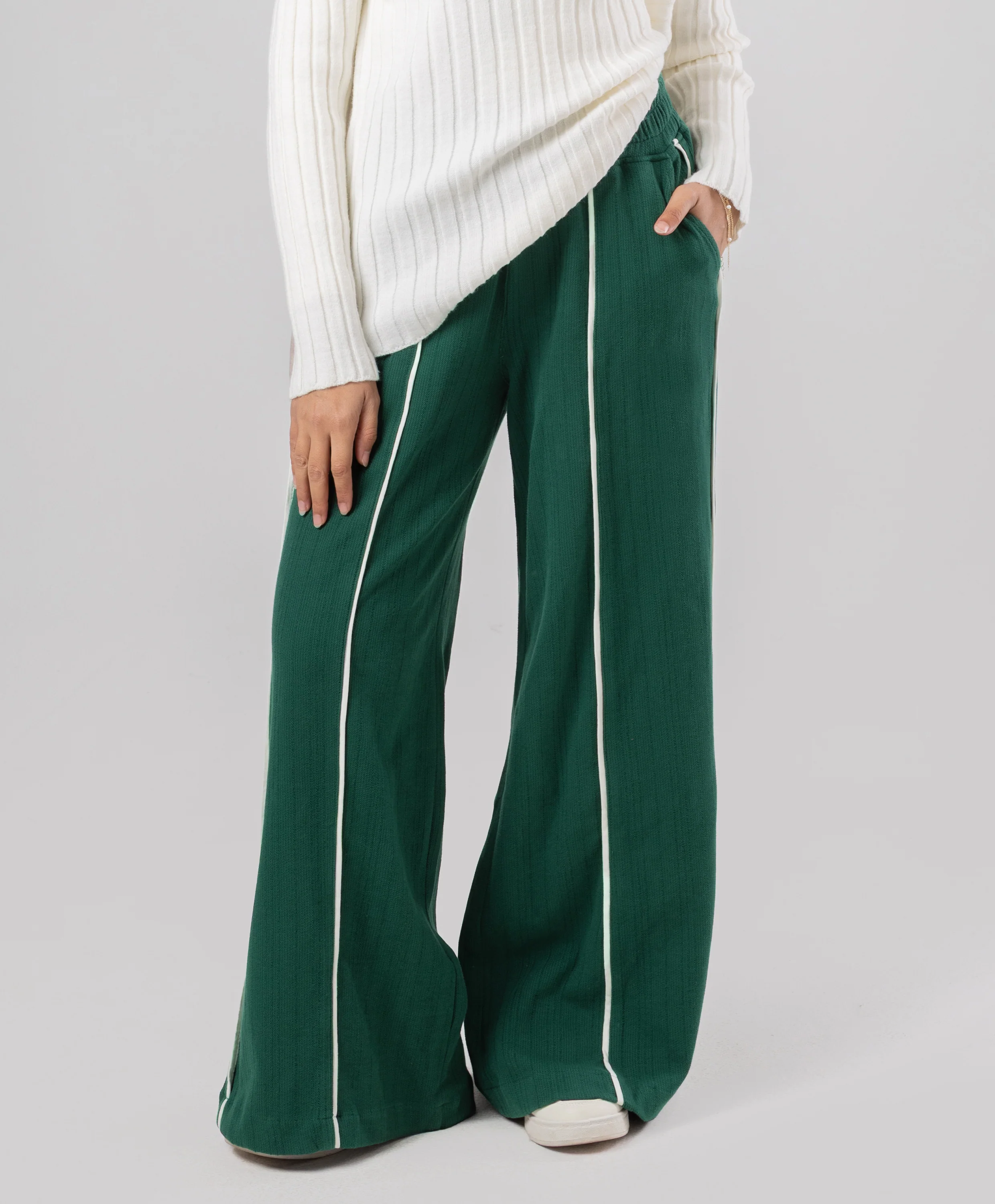 Line Flow Pants - Image 5