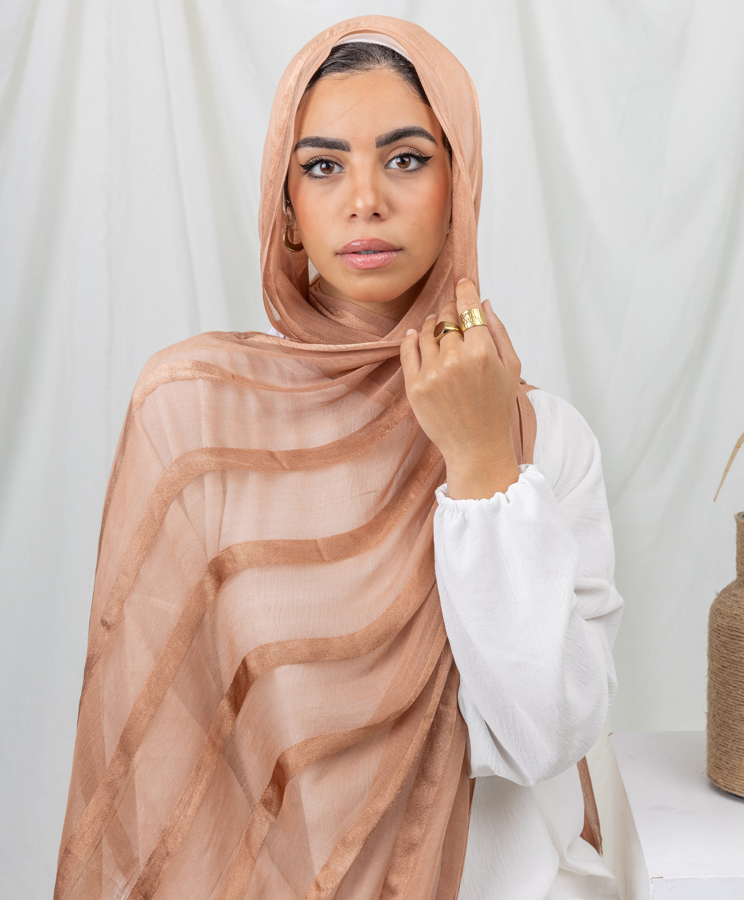 Lustrous Linen Scarf - Image 8