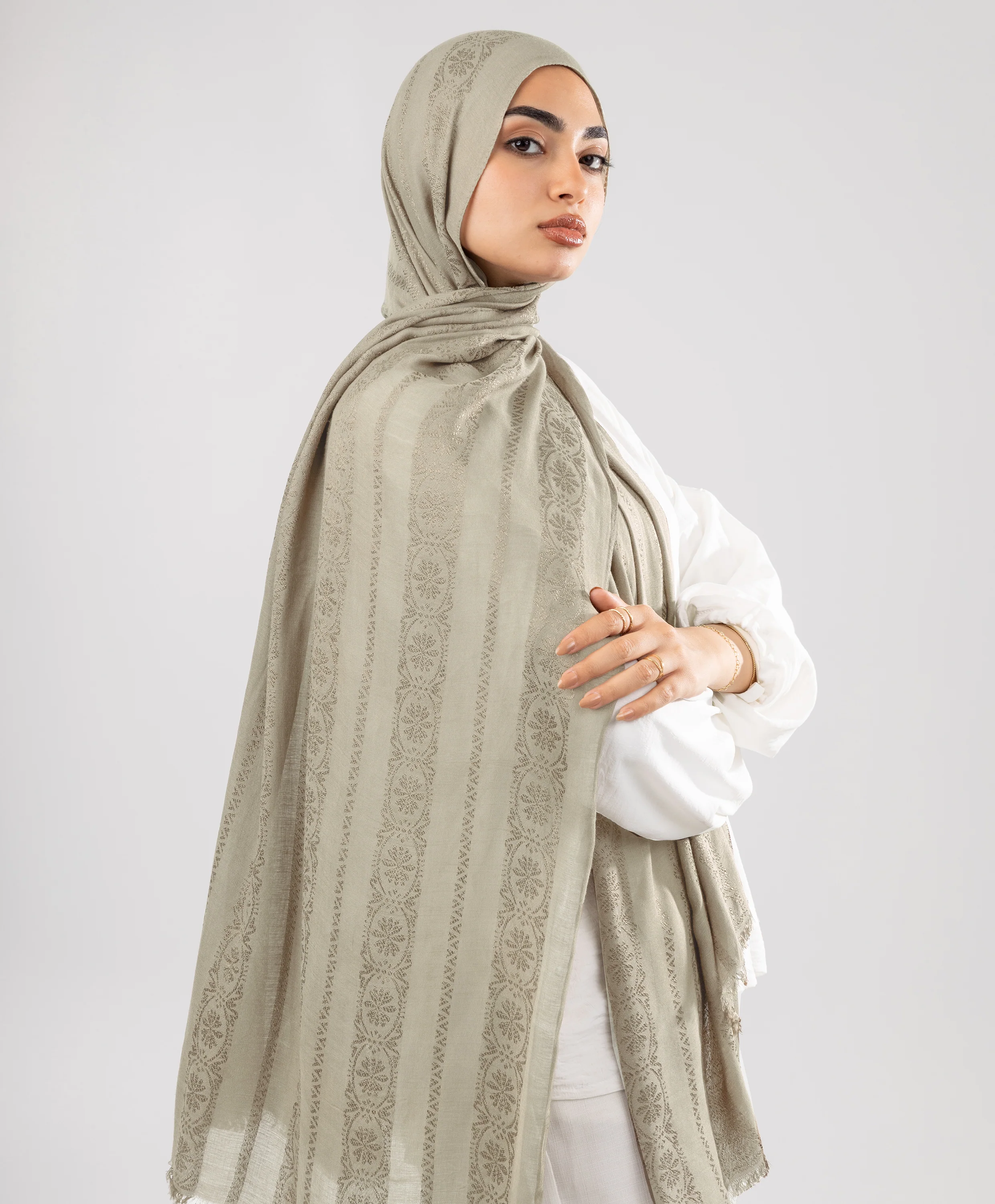 Majestic Linen Scarf - Image 15