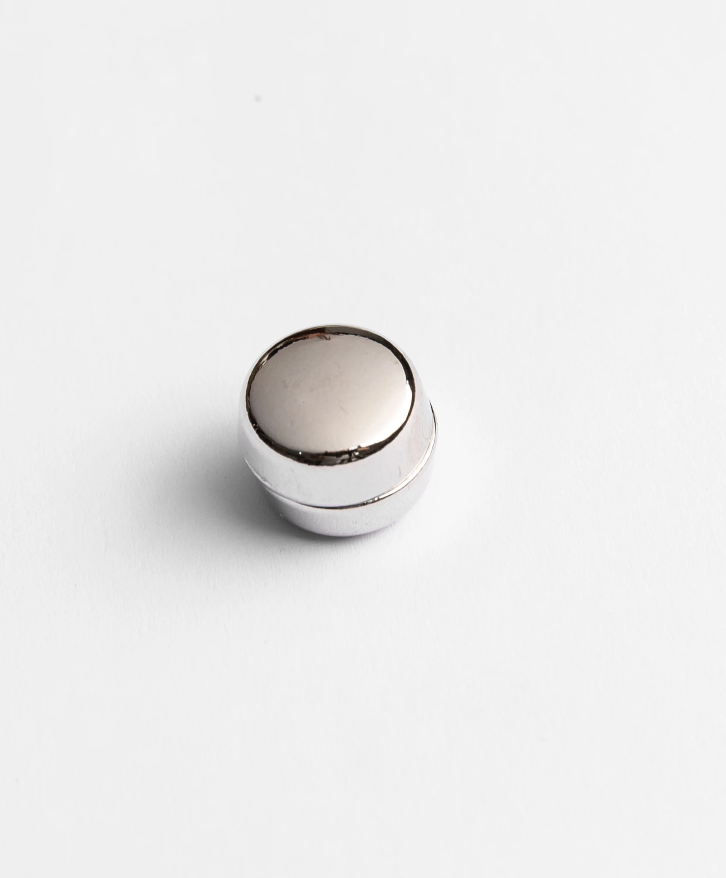 Plain Magnetic Pin - Image 9