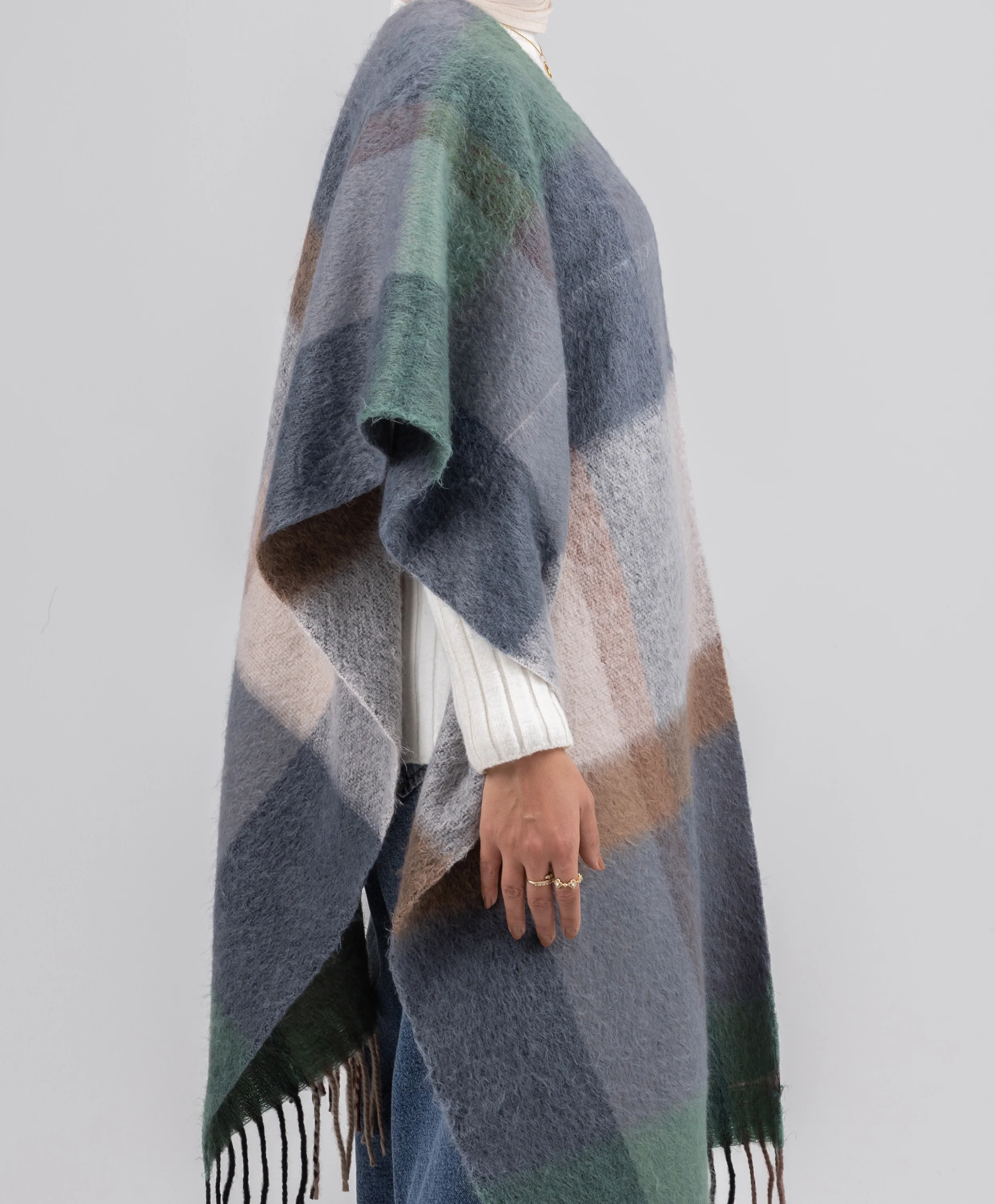 Softness Winter Shawl - Image 2