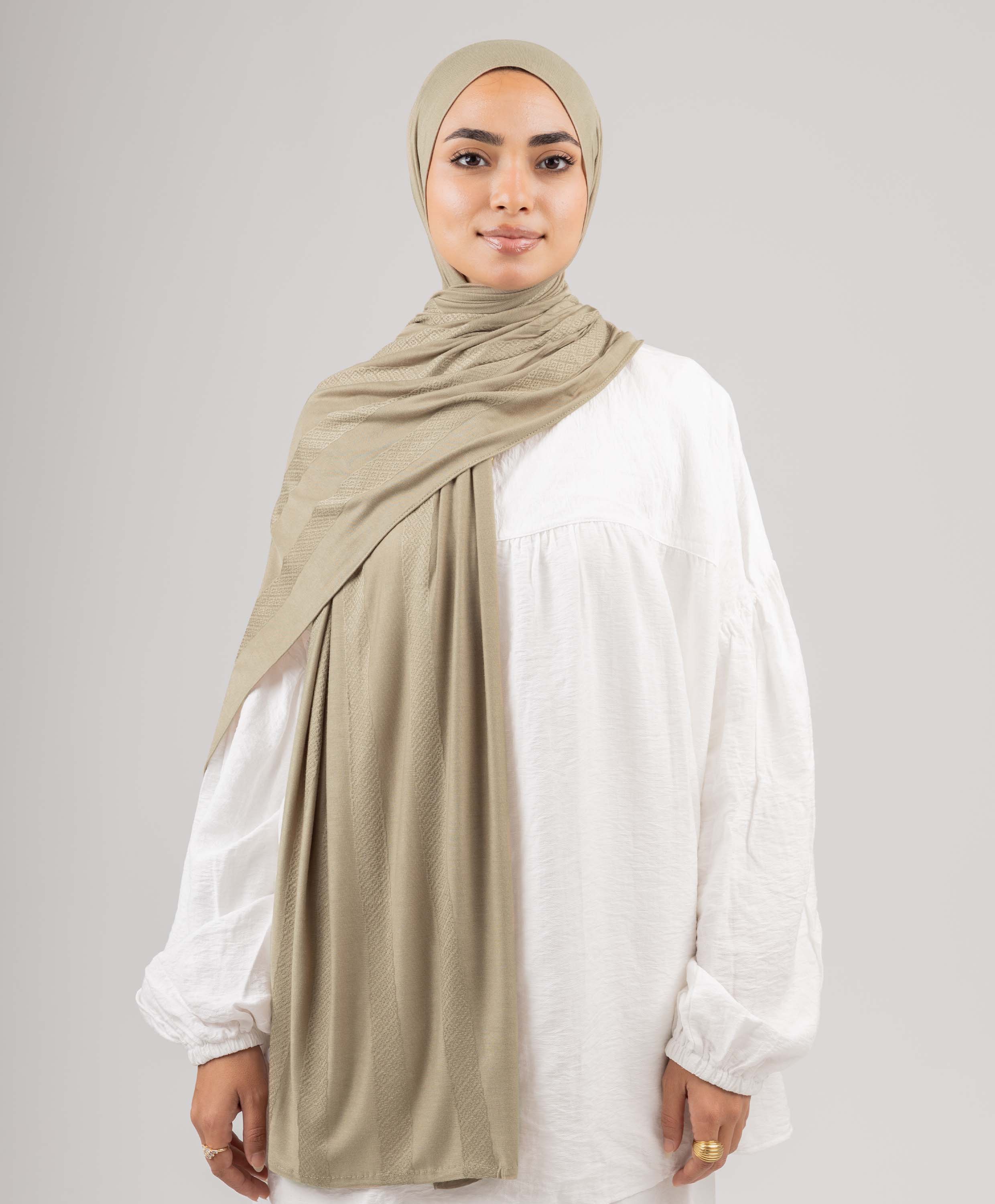 Woven Kuwaiti Scarf - Image 15
