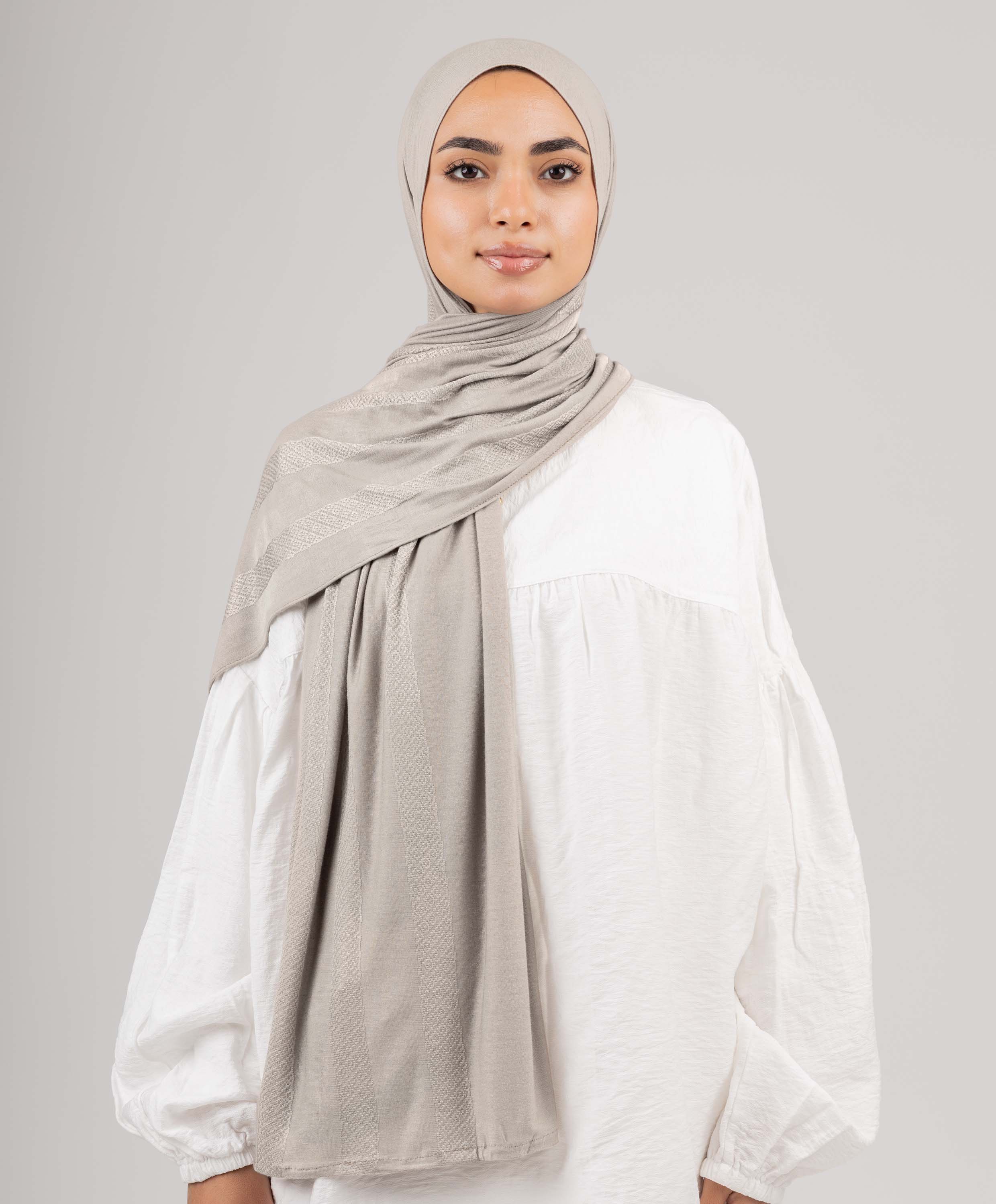 Woven Kuwaiti Scarf - Image 16